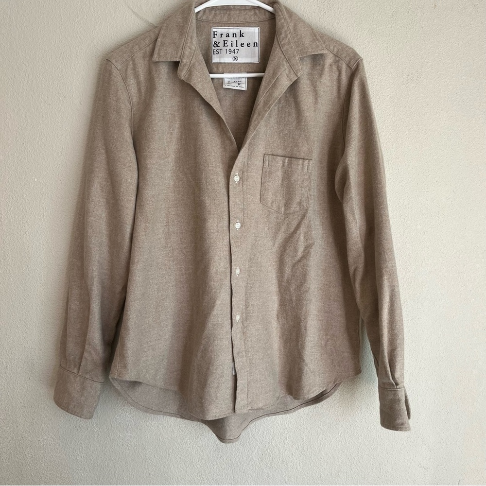 Frank and Eileen ‘Eileen’ Taupe Brown Long Sleeve Shirt Size Small